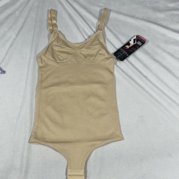 NWT Body‎ Beautiful [ S/M ] Shape Thong Bodysuit with Adjustable Straps - Picture 2 of 12